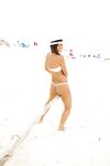 Bentbox Model - Sandeee - On Bikini Beach Public Micro