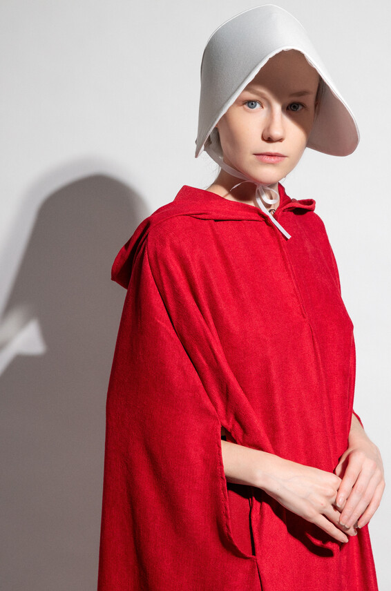 Handmaids Tale Emily Photos 2019-10-29 Bloom